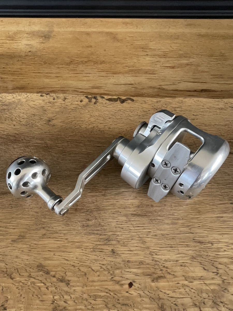 Amazon.co.jp: Accurate boss extreme 500 narrow lefty twin drag BX